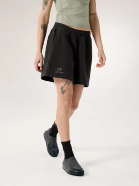 Emblem Fleece Short 6″ til kvinder