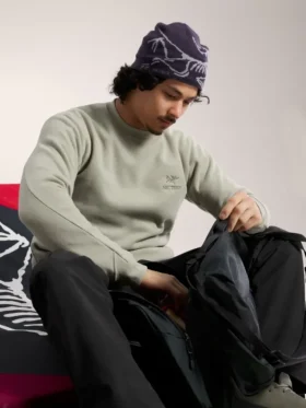 Emblem fleece-trøje med rund hals til mænd