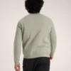 Emblem fleece-trøje med rund hals til mænd