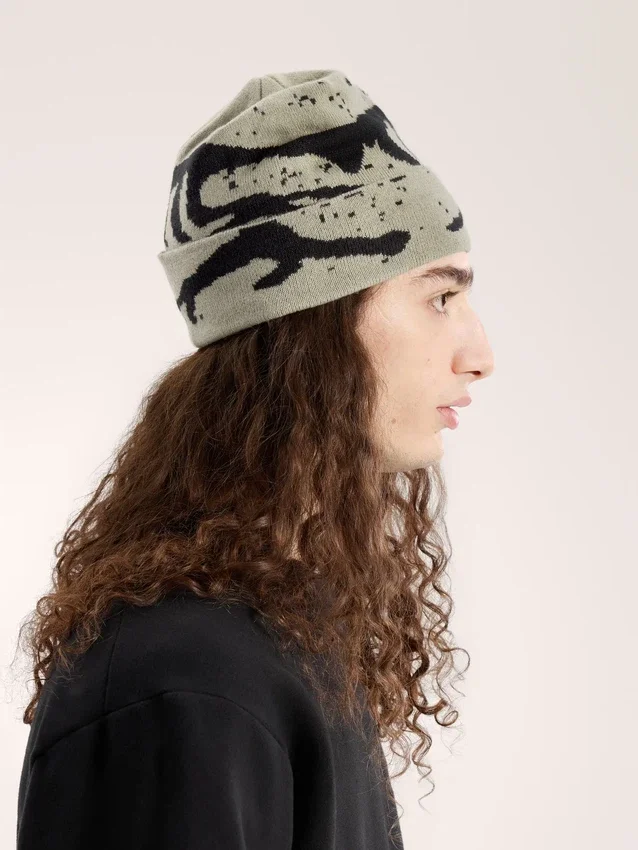 Grotto Toque