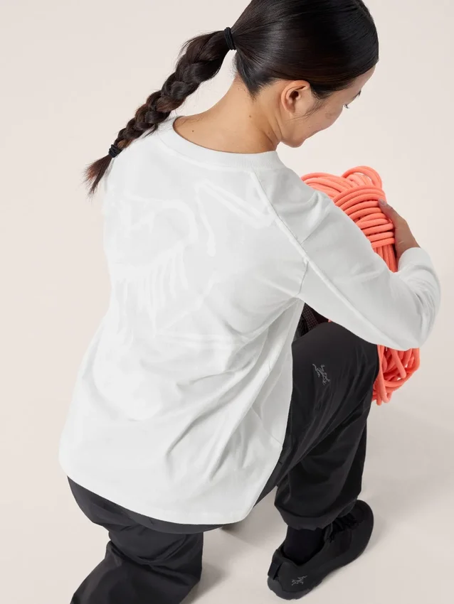 Kragg Cotton Bird T-shirt med rund hals og lange ærmer til kvinder