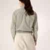 Naya Cropped Stowhood-jakke til kvinder
